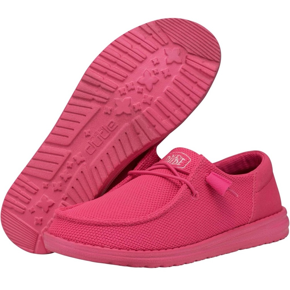 Hey Dude Women’s Wendy Funk Mono Electric Pink Shoes NWT (Size 9)